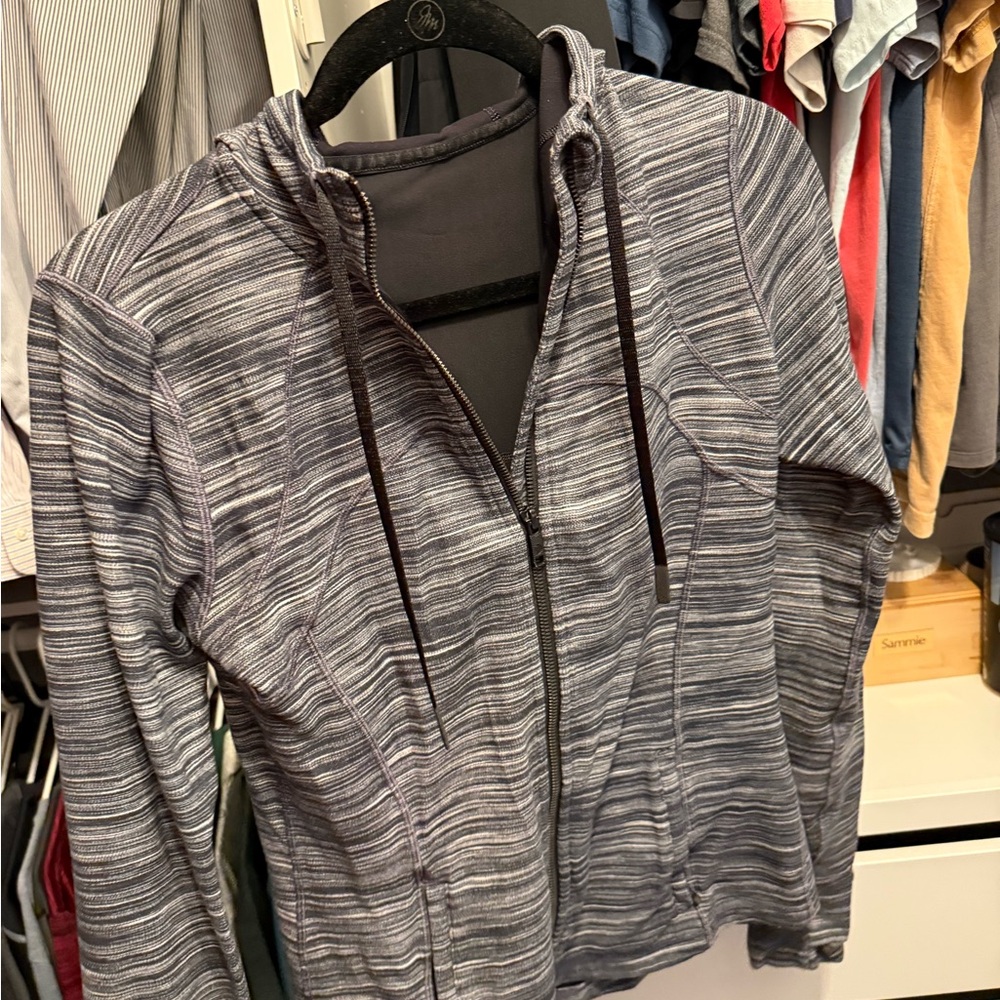 Lululemon Athletica Women's Striped Gray and Black Jacket